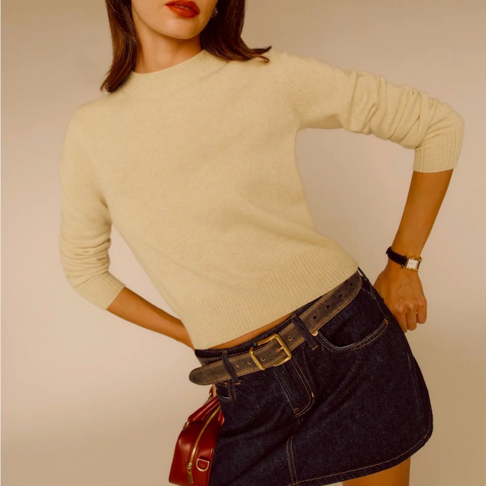 Reformation Dana Cashmere Crew. New w/tags. Light yellow size S